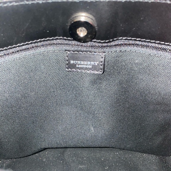 Burberry Nova Check Tote - Picture 7 of 8